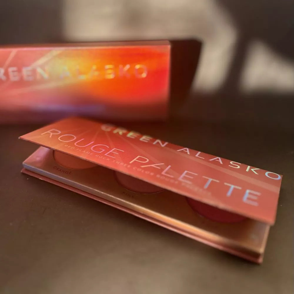 Green Alaska Rouge Blush Palette – Three Colors