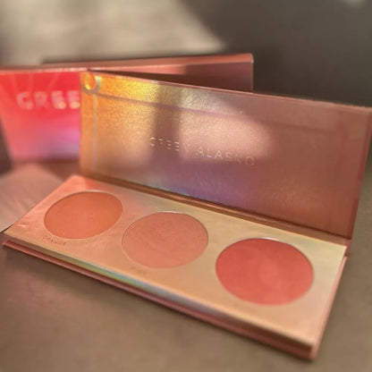 Green Alaska Rouge Blush Palette – Three Colors